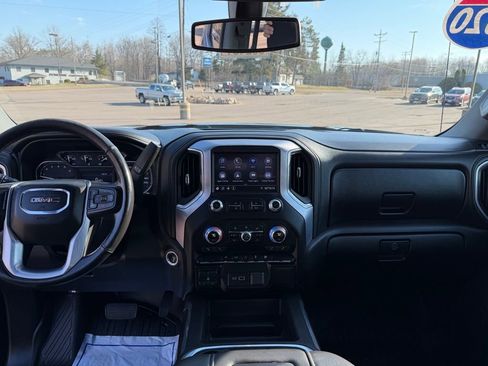 Used 2020 GMC Sierra 1500 Elevation w/ Elevation Value Package image 4