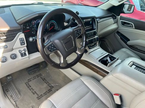 Used 2018 GMC Yukon Denali w/ Denali Ultimate Package AWD/4WD image 15