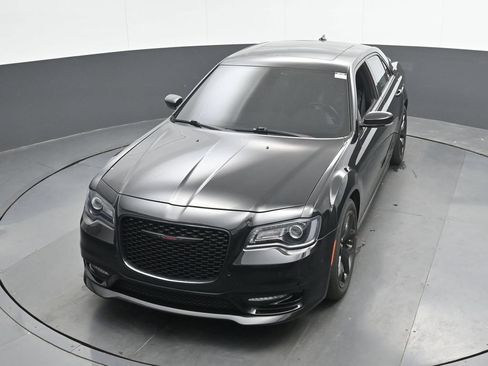 Used 2022 Chrysler 300 S RWD image 33