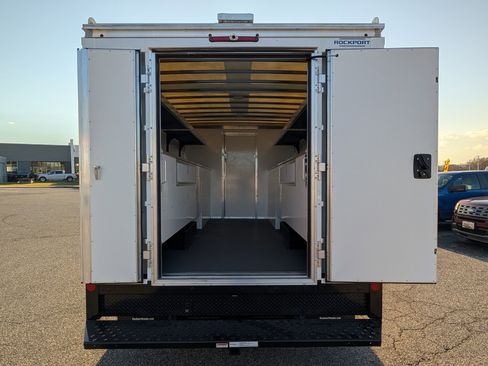 New 2026 Ford E-450 and Econoline 450 Super Duty w/ Power Equipment Group image 11