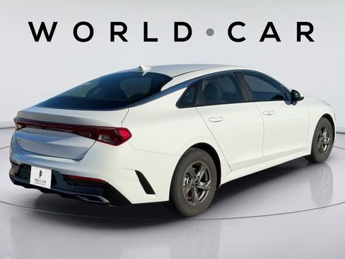 Certified 2024 Kia K5 LXS image 9