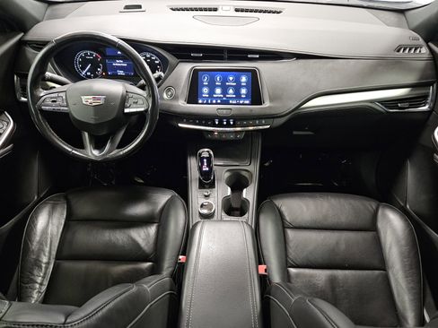 Used 2021 Cadillac XT4 Premium Luxury w/ Cold Weather Package image 13