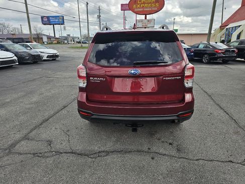 Used 2018 Subaru Forester 2.5i Premium image 7