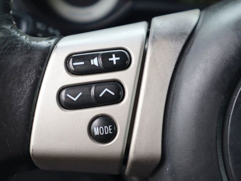 Used 2010 Toyota FJ Cruiser 4WD image 24