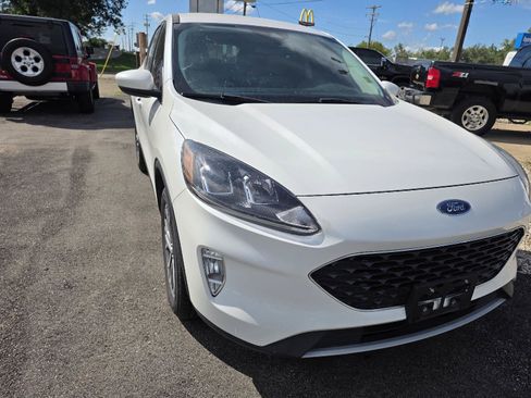 Used 2022 Ford Escape SEL AWD/4WD image 15