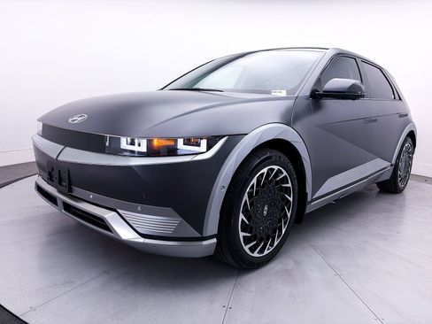 Used 2023 Hyundai Ioniq 5 Limited w/ Cargo Package AWD/4WD image 15