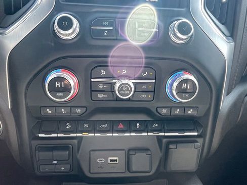 Used 2021 GMC Sierra 1500 SLT AWD/4WD image 29