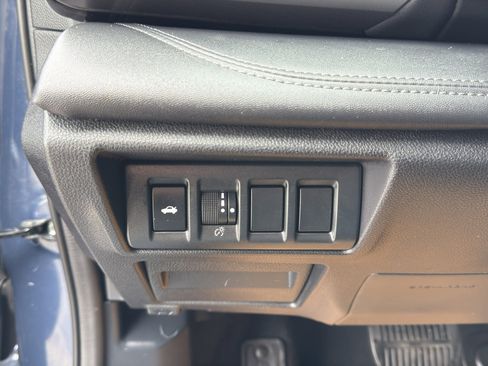 Used 2023 Subaru Legacy Limited image 15