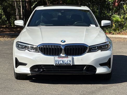 Used 2021 BMW 330i Sedan w/ Driving Assistance Package image 8