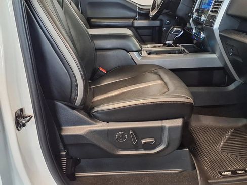 Used 2019 Ford F150 Platinum w/ Equipment Group 701A Luxury AWD/4WD image 12