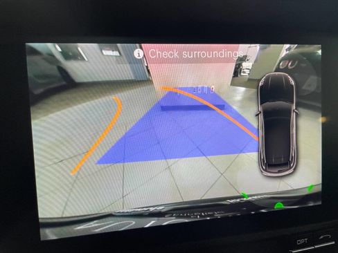 Used 2017 Porsche Macan image 37