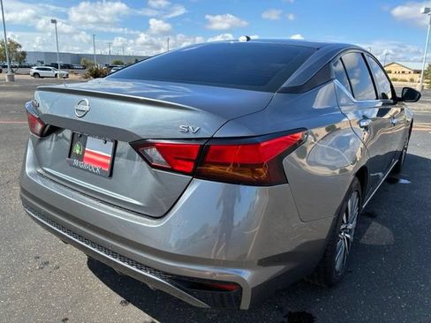Certified 2023 Nissan Altima 2.5 SV FWD image 6