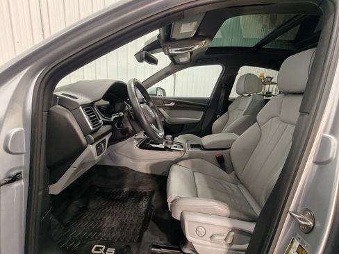 Used 2022 Audi Q5 2.0T Premium Plus w/ Premium Plus Package AWD/4WD image 27