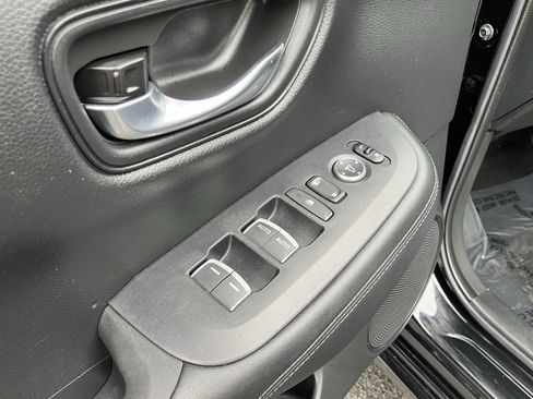 Certified 2024 Honda HR-V EX-L image 15