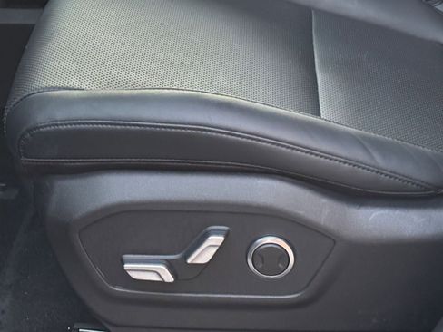 Used 2025 Hyundai Santa Fe SEL image 23