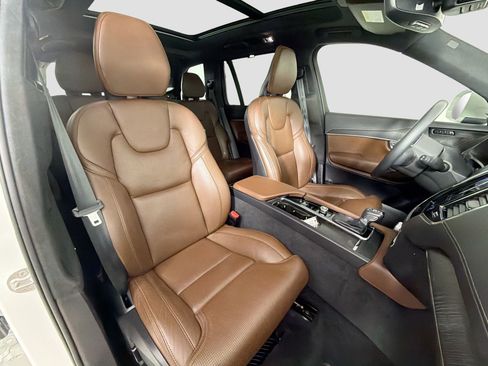 Certified 2022 Volvo XC90 T6 Inscription w/ Lounge Package AWD/4WD image 30