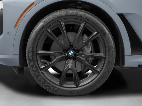 Used 2024 BMW X7 xDrive40i w/ Executive Package AWD/4WD image 35