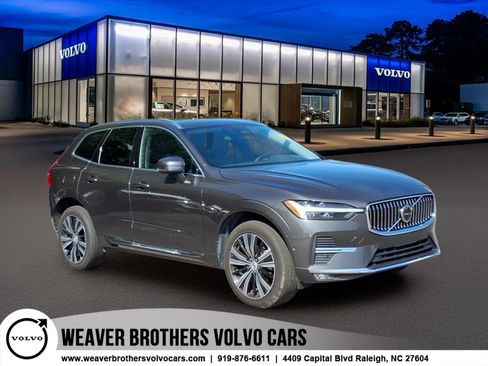 Certified 2023 Volvo XC60 B5 Plus AWD/4WD image 1