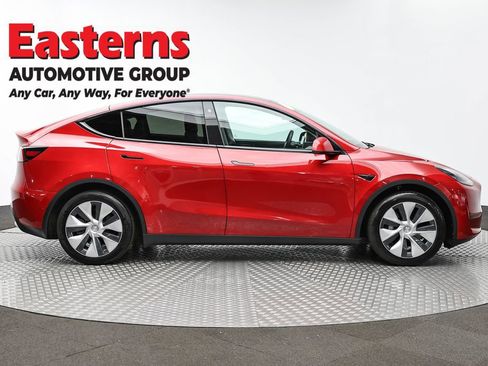 Used 2021 Tesla Model Y Long Range image 4