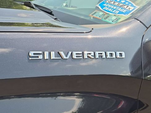 Used 2023 Chevrolet Silverado 1500 LT AWD/4WD image 34