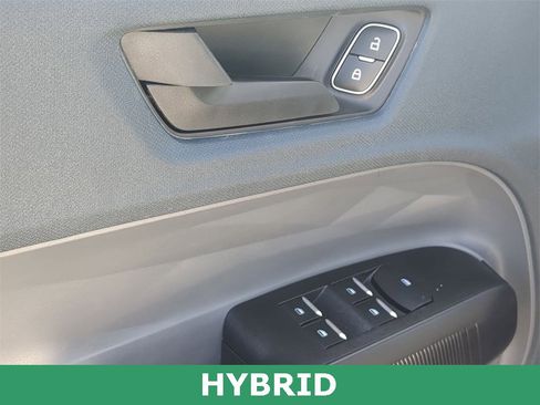 New 2025 Ford Maverick XL image 10