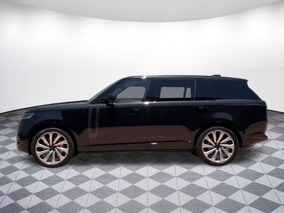 New 2026 Land Rover Range Rover Long Wheelbase SE