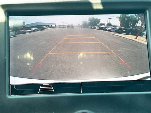 Used 2023 Chevrolet Equinox LT image 13