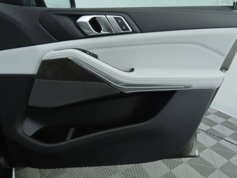 New 2026 BMW X5 sDrive40i w/ Climate Comfort Package image 26