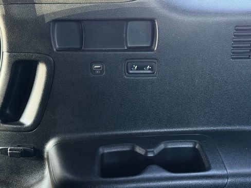 Used 2020 Hyundai Palisade Limited w/ Winter Weather Package image 57