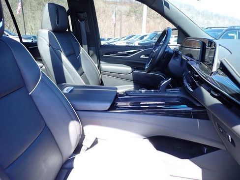 Used 2023 Cadillac Escalade Sport w/ Touring Package image 10