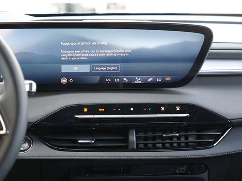 Used 2026 Buick Enclave Sport Touring image 13