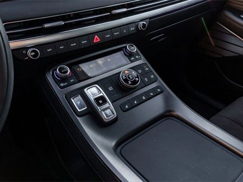 Used 2025 Hyundai Palisade Calligraphy image 17