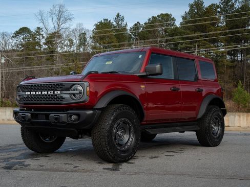 New 2025 Ford Bronco Badlands w/ Sasquatch Package AWD/4WD image 8