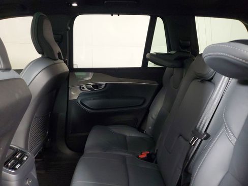 Certified 2023 Volvo XC90 T8 Ultimate w/ Protection Package Premier image 14