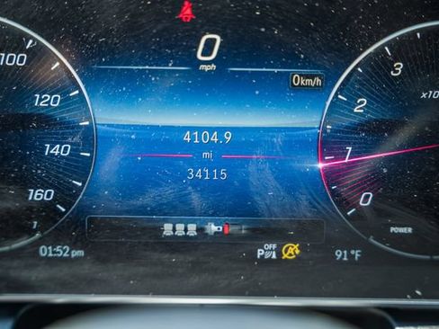 Used 2023 Mercedes-Benz GLC 300 4MATIC w/ AMG Line image 44