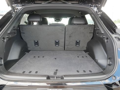 Used 2024 Chevrolet Equinox EV LT w/ LPO, All-Weather Mat Package FWD image 18