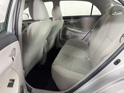 Used 2012 Toyota Corolla LE image 10