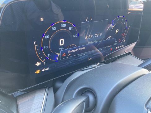 New 2026 Chevrolet Suburban Premier image 13