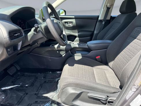 Certified 2025 Honda HR-V LX image 18