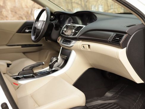 Used 2014 Honda Accord EX-L image 31