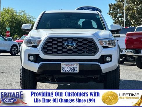 Used 2023 Toyota Tacoma 4x4 Double Cab image 9