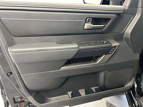 Used 2026 Toyota Sequoia Platinum AWD/4WD image 19