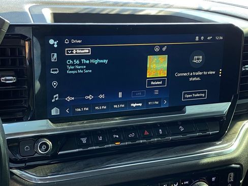 Used 2024 Chevrolet Silverado 2500 LTZ w/ LTZ Convenience Package image 15