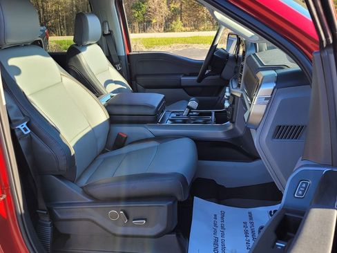 New 2025 Ford F150 Lariat w/ Equipment Group 502A High image 13