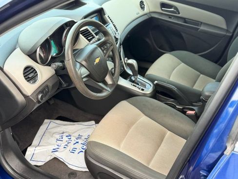 Used 2012 Chevrolet Cruze LS w/ Connectivity Package FWD image 10