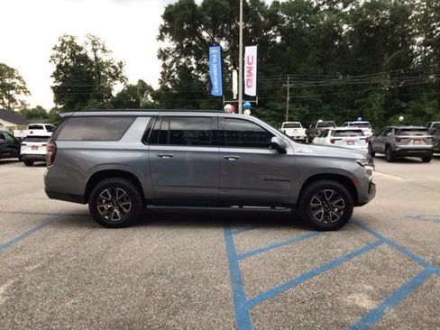 Used 2021 Chevrolet Suburban Z71 AWD/4WD image 5