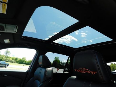 New 2025 Honda Pilot TrailSport image 18