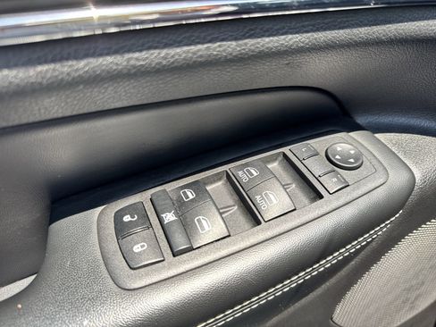 Used 2021 Jeep Grand Cherokee Limited w/ Quick Order Package 28K 80th AWD/4WD image 13