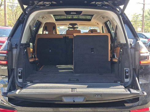 Used 2024 BMW X7 xDrive40i w/ Climate Comfort Package AWD/4WD image 28