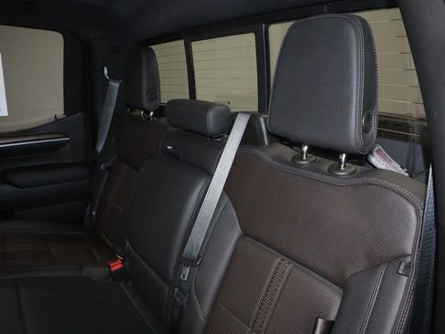 Used 2022 Chevrolet Silverado 1500 High Country w/ High Country Premium Package image 22